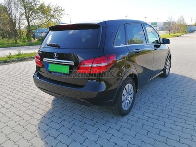 MERCEDES-BENZ B 250 E RANGE PLUS - BI-XENON -NAVI - PARK PILOT - KEYLESS GO - PARKRADAR - ÜLÉSFŰTÉS