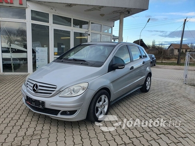 MERCEDES-BENZ B-osztály