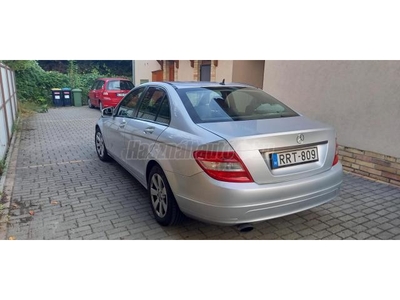 MERCEDES-BENZ C-OSZTÁLY C 220 CDI Classic (Automata) MAGÁNSZEMÉLYTŐL