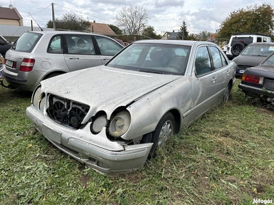 Mercedes-Benz E-Osztály