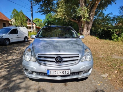 MERCEDES-BENZ R 320 CDI 4Matic (Automata) (6 személyes )