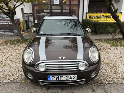 MINI CLUBMAN Cooper1.6 D (Automata) XENON / ÜVEGTETŐ / ÜLÉSFŰTÉS