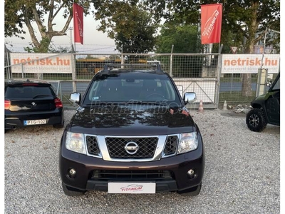 NISSAN NAVARA 4WD Double 2.5D XE MAGYAR VHOROG