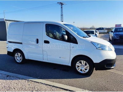 NISSAN NV200 e-NV200 Tekna (Automata) 40 kWh 31eKM Navi. Digitklíma Kamera Tempomat 5%THM 12hó garancia /Azonnal elvihető!/