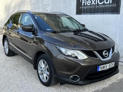 NISSAN QASHQAI 1.5 dCi Acenta EURO6 Magyarországi!!! Panoráma tető!!! Vezetett szervízkönyv!!!