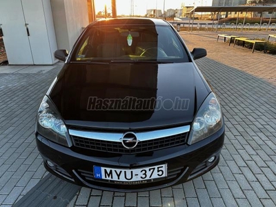 OPEL ASTRA 1.9 CDTI GTC Sport