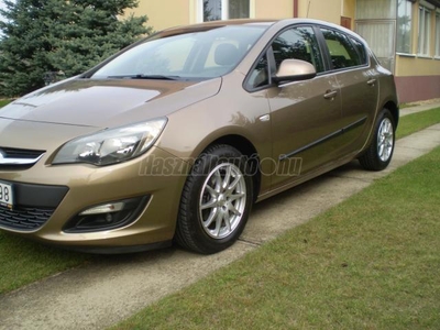 OPEL ASTRA J 1.4 T Active