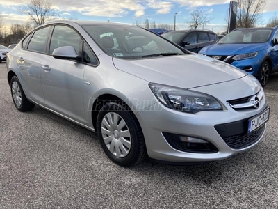 OPEL ASTRA J Sedan 1.6 Enjoy EURO6 24265 km. Magyarországi. első tulajdonos. friss műszaki vizsga