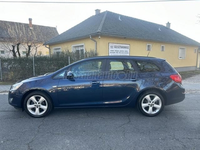 OPEL ASTRA J Sports Tourer 1.4 T Enjoy 3 ÉV GARANCIA/VEZETETT SZERVIZKÖNYV/ALUFELNI/RADAR/TEMPOMAT/99.000 KM/VONÓHOROG