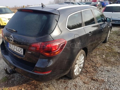 OPEL ASTRA J Sports Tourer 1.7 CDTI Cosmo