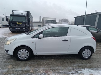 OPEL CORSA Combo Cargo 1.3 CDTI