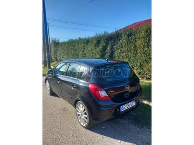 OPEL CORSA D 1.4 Cosmo 189000KM!AUT.KLÍMA!TEMPOMAT!ÜLÉS ÉS KORMÁNY FŰTÉS!17ALUFELNIK!SZERVIZKÖNYV!