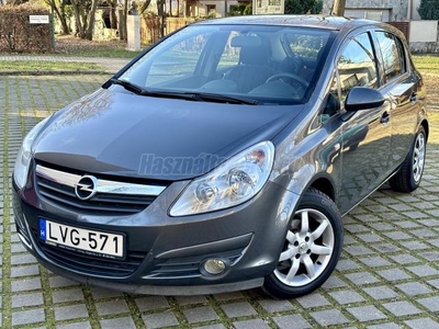 OPEL CORSA D 1.4 Enjoy Magyar! Első Tulajtól! Gyári Fényezéssel!