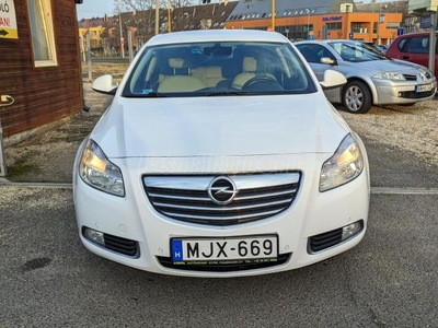 OPEL INSIGNIA 1.4 T Edition Start-Stop Magyarországi