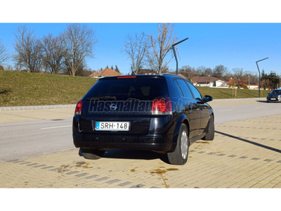 OPEL SIGNUM 3.0 V6 CDTI