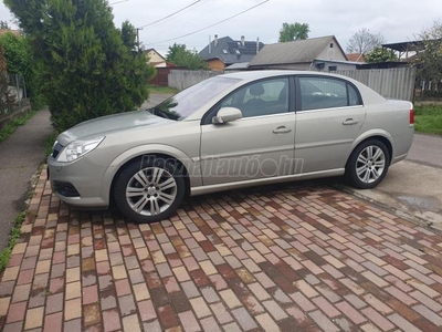 OPEL VECTRA C 2.2 Cosmo