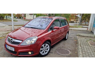 OPEL ZAFIRA 2.2 Sport