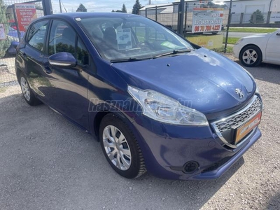 PEUGEOT 208 1.2 PureTech Allure 1 TULAJTÓL.VEZETETT SZERVIZKÖNYV