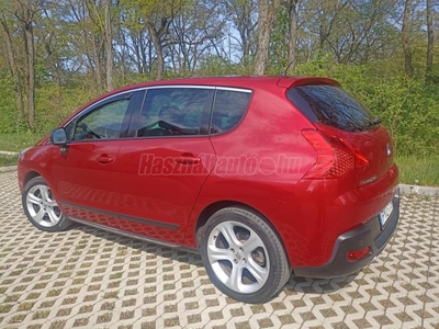 PEUGEOT 3008 1.6 THP Premium