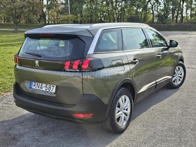 PEUGEOT 5008 1.2 PureTech Active S&S (7 személyes ) EURO6.2 79.400 KM-1.tulaj.Magyar.Szervizkönyv