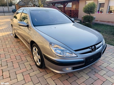 Peugeot 607