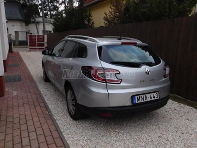 RENAULT MEGANE 1.5 dCi TomTom Bose hangrendszer. panorámatető