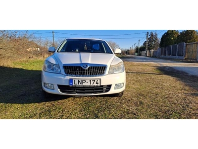 SKODA OCTAVIA 1.4 TSI Ambiente