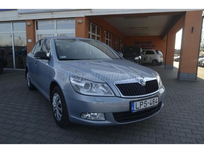 SKODA OCTAVIA 1.6 Classic 201.231 KM ! VEZETETT SZERVIZKÖNYV ÉS JAVÍTÁSI SZÁMLÁK !