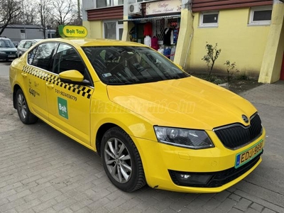 SKODA OCTAVIA 1.6 CR TDI Ambition DSG