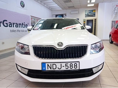 SKODA OCTAVIA 1.6 CR TDI Elegance 1év GARANCIA-98.000KM