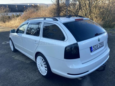 SKODA OCTAVIA Combi RS 2.0 T FSI DSG