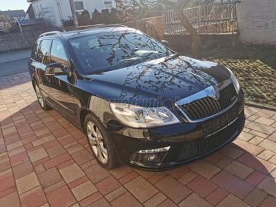 SKODA OCTAVIA RS 2.0 CR TDI DSG 4x ülésfűtés Xenon