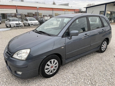 Suzuki Liana