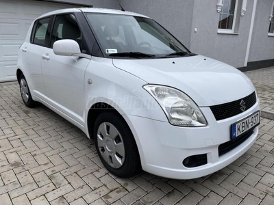 SUZUKI SWIFT 1.3 GLX CD AC 1.Tulajdonos!Vonóhorog!Magyarországi!