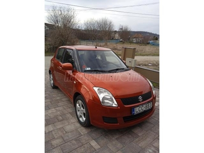 SUZUKI SWIFT 1.3 GLX CD AC