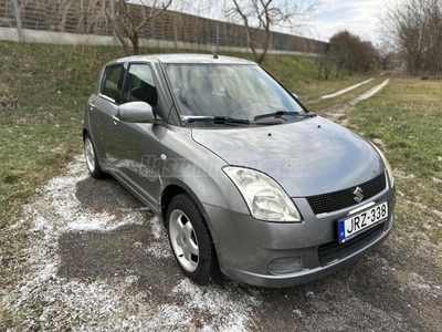 SUZUKI SWIFT 1.3 GLX CD AC ül. fűtés. klíma. téli-nyári kerék