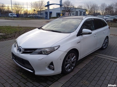 Toyota Auris Touring Sports 1.8 HSD Active (Aut...