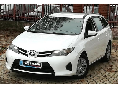 TOYOTA AURIS Touring Sports 1.4 D-4D Active Klíma!!!