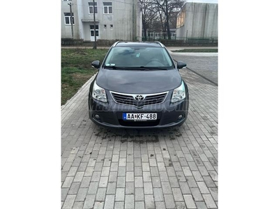 TOYOTA AVENSIS 2.0 D-4D Sol Plus Panorámatetős