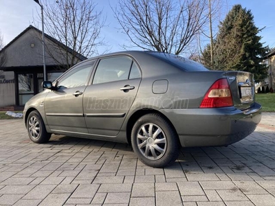 TOYOTA COROLLA Sedan 1.4