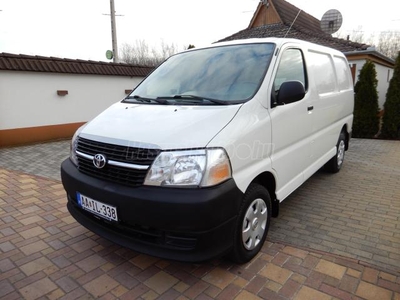 TOYOTA HI-ACE Hiace 2.5 D-4D Panel Van ORIGINÁL 89.000KM.MEGKÍMÉLT ÚJSZERŰ.FRISS MŰSZAKI VIZSGA.AZONNAL ELVIHETŐ