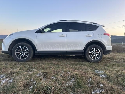 TOYOTA RAV 4 Rav4 2.0 Active CVT