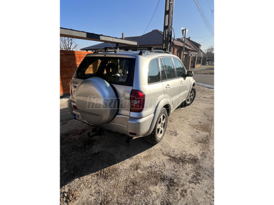 TOYOTA RAV 4 Rav4 2.0 D 4x4 Sol