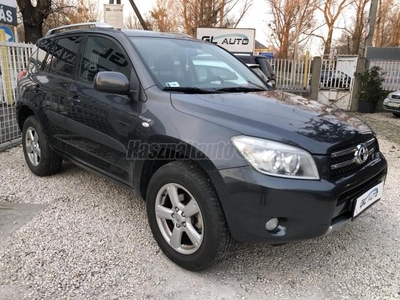 TOYOTA RAV 4 Rav4 2.2 D-4D 4x4 Sol