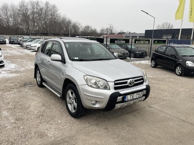 TOYOTA RAV 4 Rav4 2.2 D-4D 4x4 Sol Plus