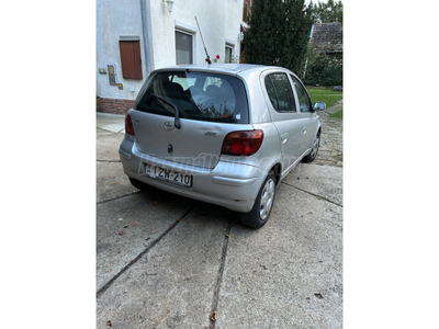 TOYOTA YARIS 1.0 Linea Sol ABS