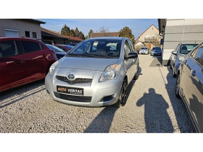 TOYOTA YARIS 1.0 Terra