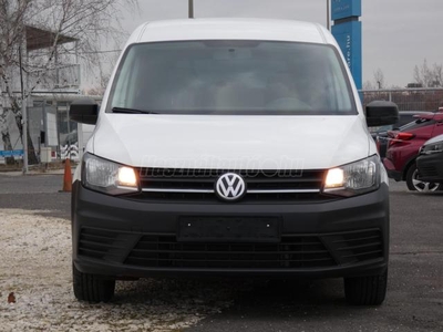 VOLKSWAGEN CADDY MAXI 2.0 SCR BMT Vonóhoroggal (N1) 5 személyes /172/