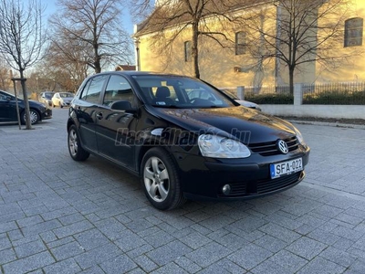 VOLKSWAGEN GOLF 1.4 Perfekt