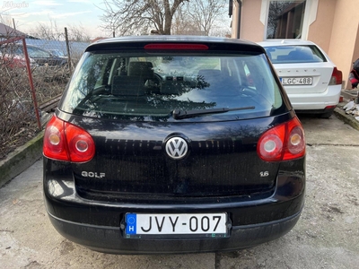 Volkswagen Golf V 1.6 Comfortline (Automata)